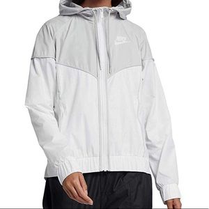 Nike Women’s Windbreaker